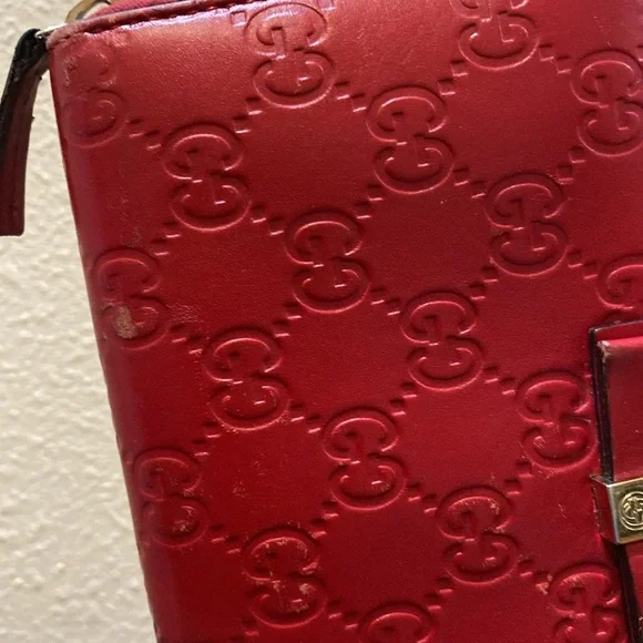 Beautiful red Gucci Guccissima bow zip wallet. ❤️ - Picture 11 of 12